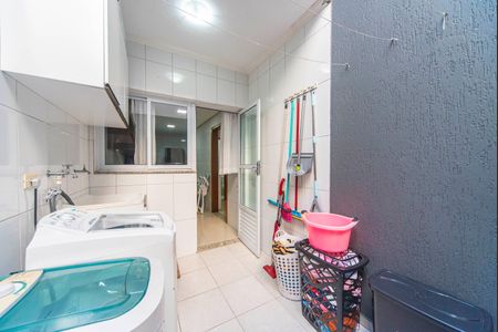 Casa à venda com 164m², 3 quartos e 2 vagas Casa à venda com 164m², 3 quartos e 2 vagasÁrea de Serviço