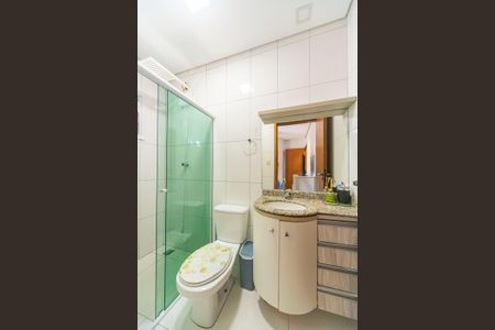 Casa à venda com 164m², 3 quartos e 2 vagas Casa à venda com 164m², 3 quartos e 2 vagasBanheiro da Suíte