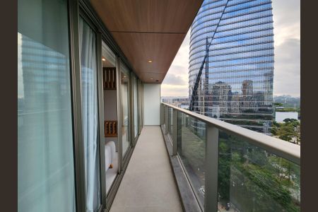 Studio à venda com 53m², 1 quarto e 1 vagaVaranda