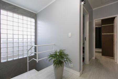 Casa à venda com 170m², 3 quartos e 2 vagasHall do Quarto
