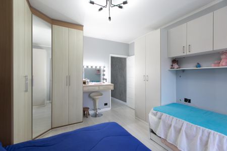 Casa à venda com 170m², 3 quartos e 2 vagasQuarto