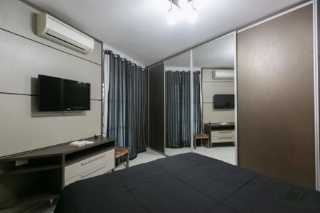 Casa à venda com 170m², 3 quartos e 2 vagasSuíte 1