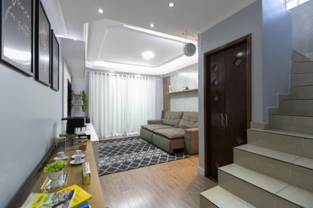 Casa à venda com 170m², 3 quartos e 2 vagasSala