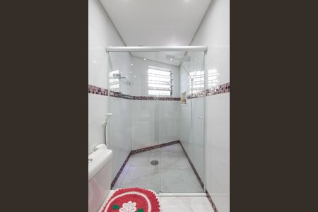 Casa à venda com 170m², 3 quartos e 2 vagasBanheiro da Suíte 1