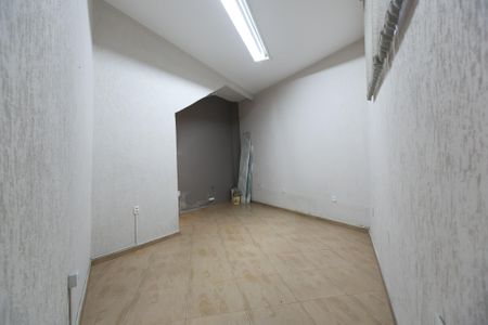 Casa à venda com 170m², 3 quartos e 2 vagasSuíte 2