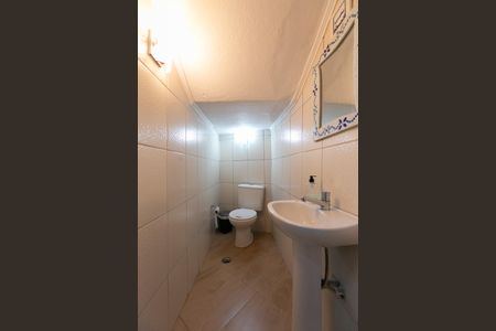 Casa à venda com 170m², 3 quartos e 2 vagasBanheiro da Suíte 2