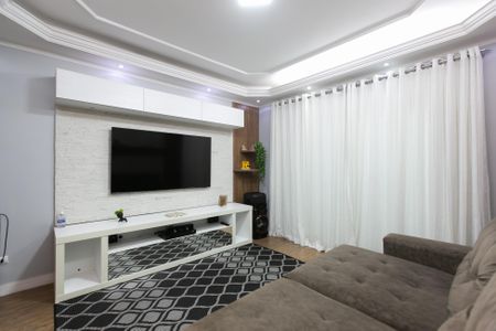 Casa à venda com 170m², 3 quartos e 2 vagasSala