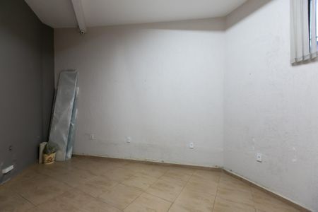 Casa à venda com 170m², 3 quartos e 2 vagasSuíte 2