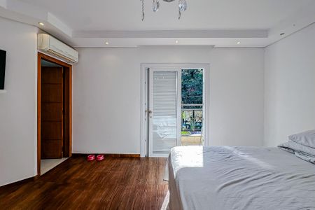 Casa à venda com 380m², 3 quartos e 5 vagasSuíte