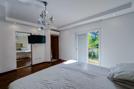 Casa à venda com 380m², 3 quartos e 5 vagasSuíte