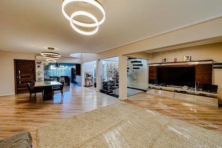 Casa à venda com 380m², 3 quartos e 5 vagasSala