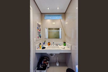 Casa à venda com 380m², 3 quartos e 5 vagasBanheiro da Suíte 3