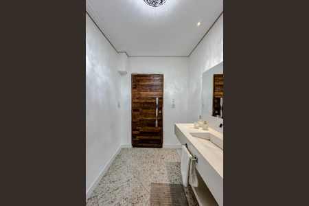 Casa à venda com 380m², 3 quartos e 5 vagasLavabo