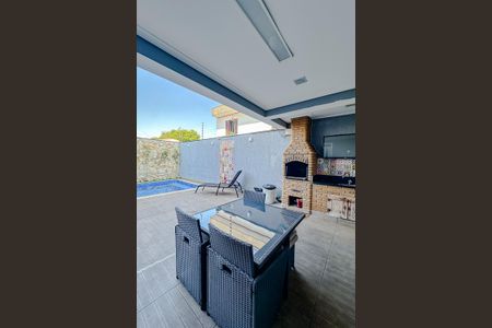 Casa à venda com 380m², 3 quartos e 5 vagasÁrea externa