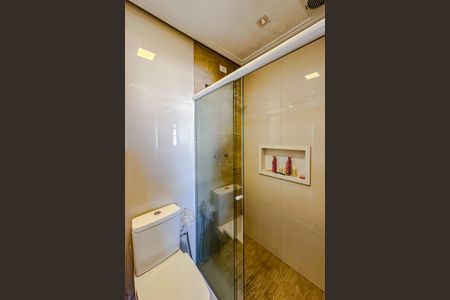 Casa à venda com 380m², 3 quartos e 5 vagasBanheiro da Suíte 3