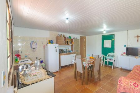 Casa à venda com 550m², 4 quartos e 3 vagas Casa à venda com 550m², 4 quartos e 3 vagasSala/Cozinha da Casa 2