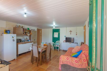 Casa à venda com 550m², 4 quartos e 3 vagas Casa à venda com 550m², 4 quartos e 3 vagasSala/Cozinha da Casa 2