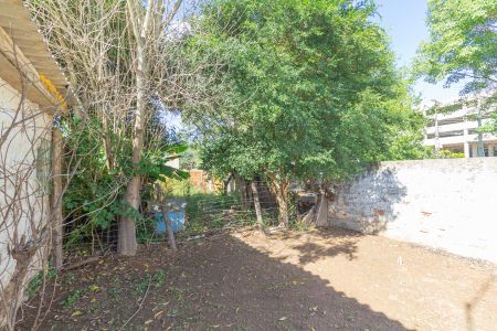 Casa à venda com 550m², 4 quartos e 3 vagas Casa à venda com 550m², 4 quartos e 3 vagasQuintal da casa 2