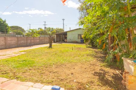 Casa à venda com 550m², 4 quartos e 3 vagas Casa à venda com 550m², 4 quartos e 3 vagasVista da Suíte da casa 2