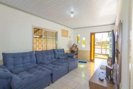 Casa à venda com 550m², 4 quartos e 3 vagas Casa à venda com 550m², 4 quartos e 3 vagasSala