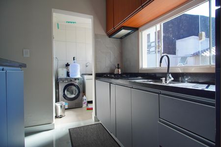 Casa à venda com 101m², 2 quartos e 3 vagasCozinha