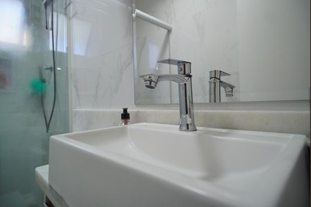 Casa à venda com 101m², 2 quartos e 3 vagasBanheiro suíte 1 