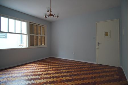 Apartamento à venda com 83m², 2 quartos e sem vagaSala