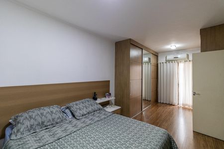 Casa à venda com 500m², 6 quartos e 3 vagas Casa à venda com 500m², 6 quartos e 3 vagasCasa 2 - Suíte 1