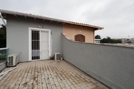 Casa à venda com 138m², 3 quartos e 2 vagasVaranda da suíte