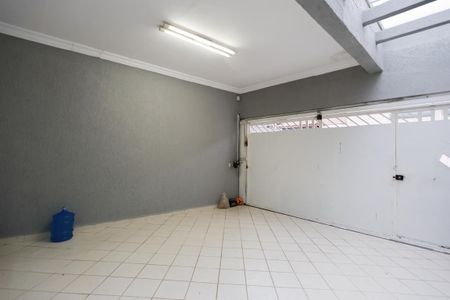 Casa à venda com 138m², 3 quartos e 2 vagasGaragem