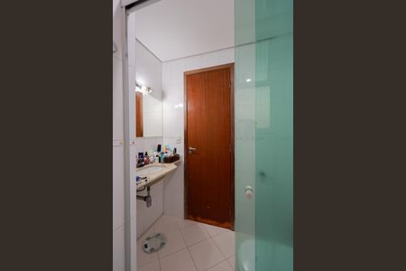 Casa à venda com 138m², 3 quartos e 2 vagasBanheiro da suíte