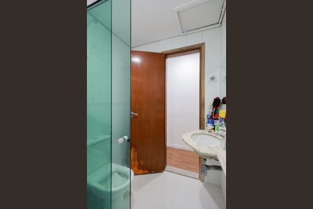 Casa à venda com 138m², 3 quartos e 2 vagasBanheiro