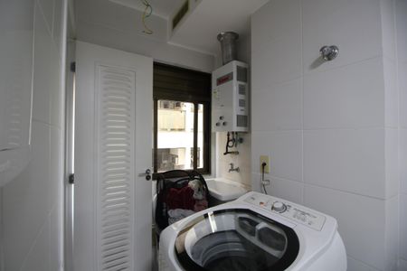 Apartamento à venda com 90m², 3 quartos e 1 vagaÁrea de Serviço