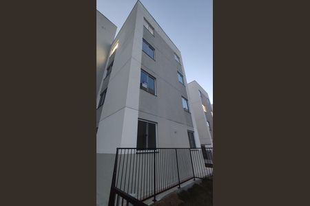 Apartamento para alugar com 55m², 2 quartos e 1 vaga Apartamento para alugar com 55m², 2 quartos e 1 vagaFachada do bloco