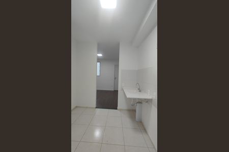 Apartamento para alugar com 55m², 2 quartos e 1 vaga Apartamento para alugar com 55m², 2 quartos e 1 vagaCozinha e Área de Serviço