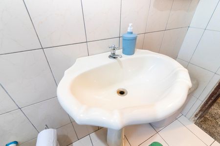 Casa à venda com 151m², 3 quartos e 5 vagasBanheiro 2