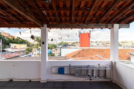Casa à venda com 151m², 3 quartos e 5 vagasSuíte - Vista