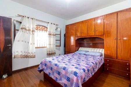 Casa à venda com 151m², 3 quartos e 5 vagasSuíte