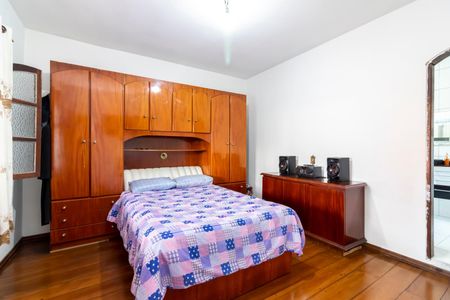 Casa à venda com 151m², 3 quartos e 5 vagasSuíte