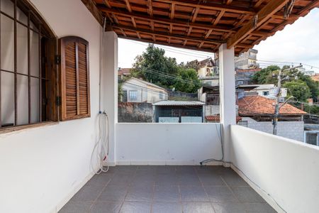 Casa à venda com 151m², 3 quartos e 5 vagasVaranda dos Quartos