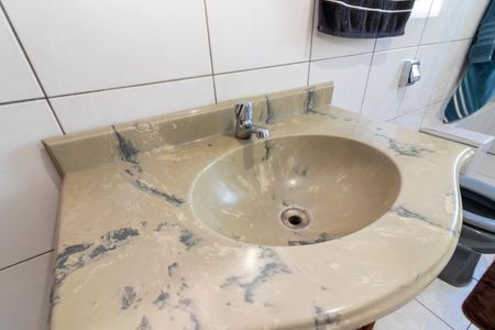 Casa à venda com 151m², 3 quartos e 5 vagasBanheiro da Suíte