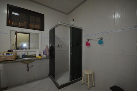 Casa para alugar com 400m², 3 quartos e 4 vagasBanheiro Social