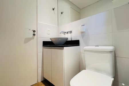 Apartamento à venda com 38m², 1 quarto e 1 vaga Apartamento à venda com 38m², 1 quarto e 1 vagaBanheiro