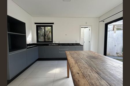 Cozinha de casa para alugar com 4 quartos, 130m² em Lagoa da Conceição, Florianópolis