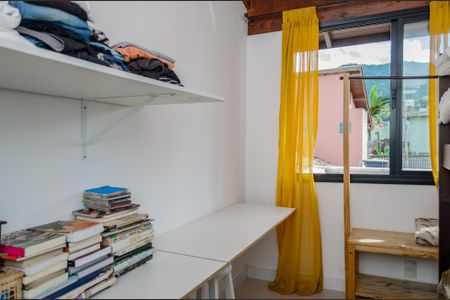 Casa para alugar com 130m², 4 quartos e 1 vagaQuarto 01
