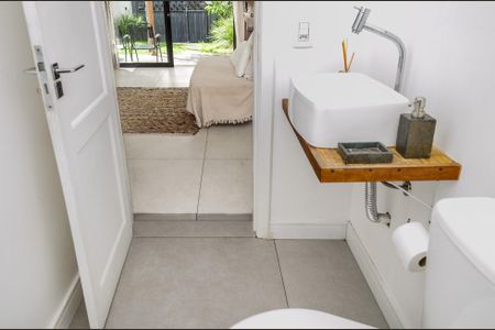 Casa para alugar com 130m², 4 quartos e 1 vagaLavabo