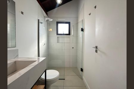 Casa para alugar com 130m², 4 quartos e 1 vaga Casa para alugar com 130m², 4 quartos e 1 vagaBanheiro Social