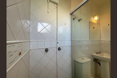 Casa para alugar com 130m², 4 quartos e 1 vaga Casa para alugar com 130m², 4 quartos e 1 vagaBanheiro suíte 2