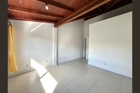 Casa para alugar com 130m², 4 quartos e 1 vaga Casa para alugar com 130m², 4 quartos e 1 vagaSuíte 2