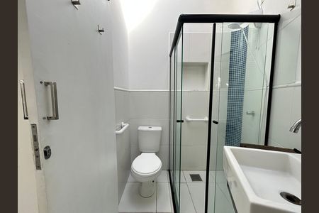 Casa para alugar com 130m², 4 quartos e 1 vaga Casa para alugar com 130m², 4 quartos e 1 vagaBanheiro suíte 1